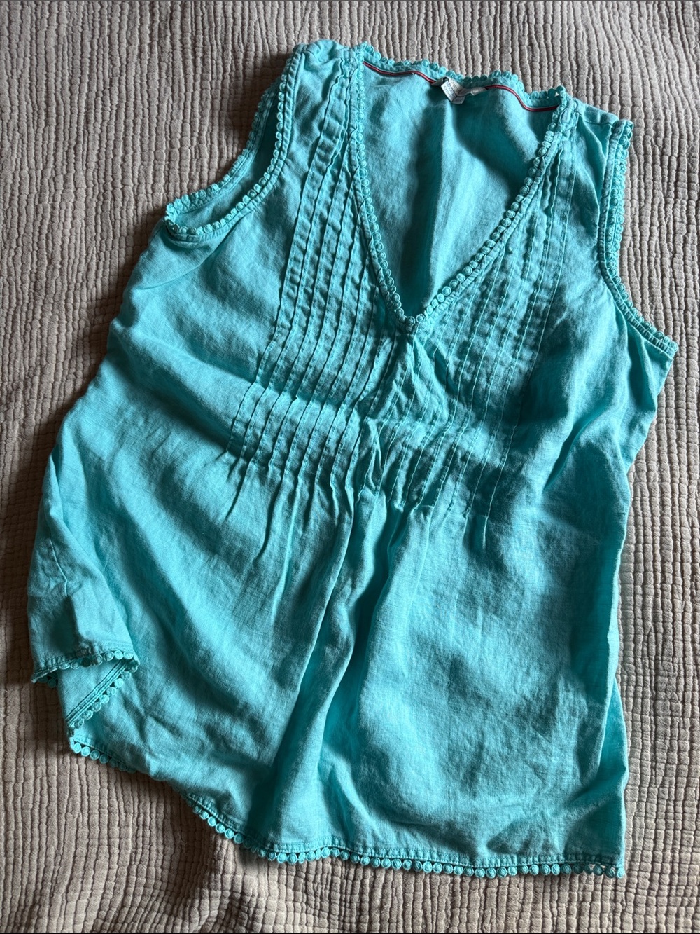 Boden Turquoise Pintuck V-Neck Sleeveless Camisole